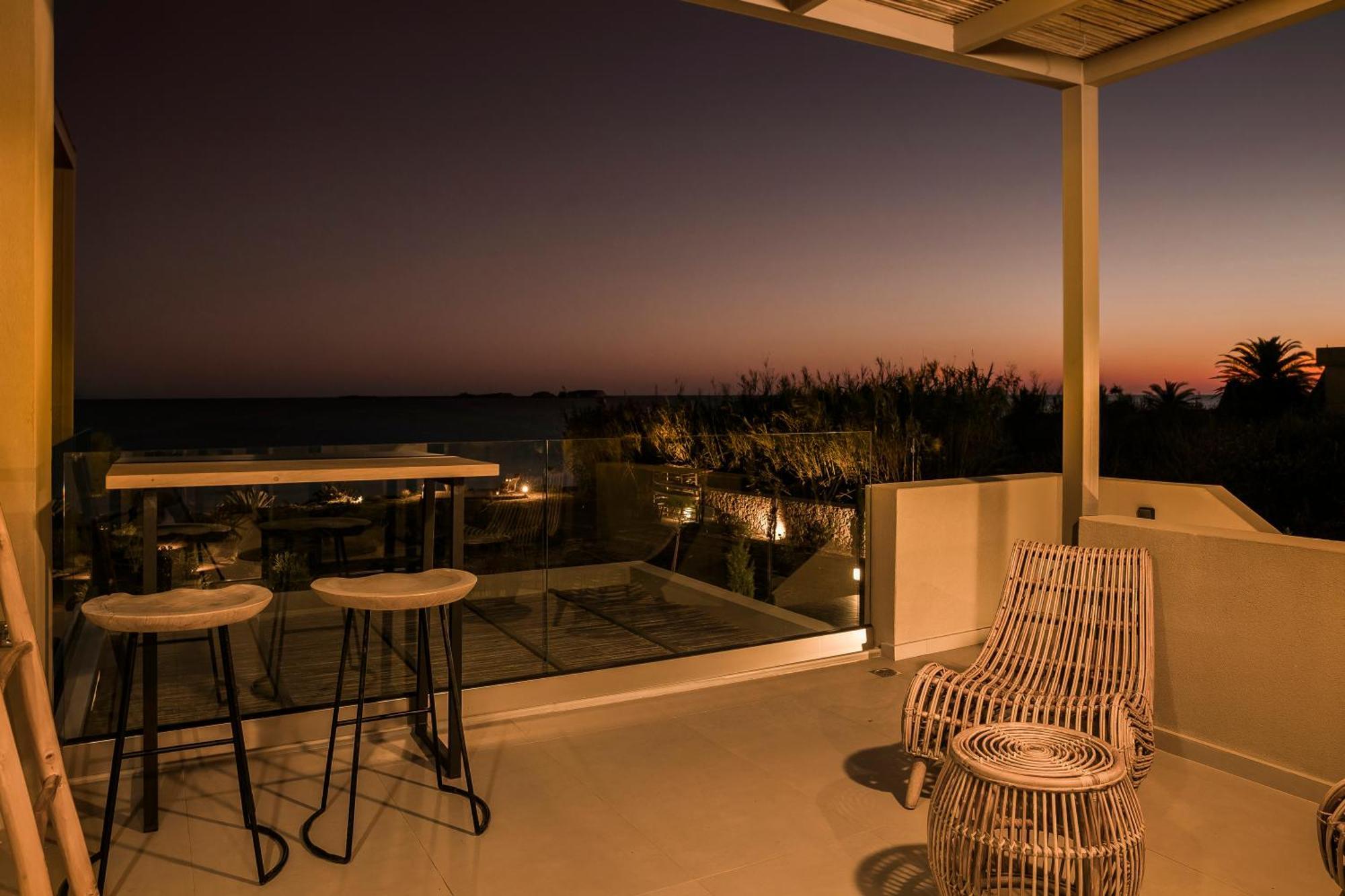 ליקסורי Grand Blue Beach Residences מראה חיצוני תמונה